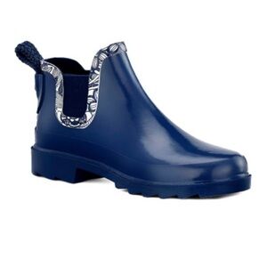 Sakroots navy rhyme ankle rain boots size 7